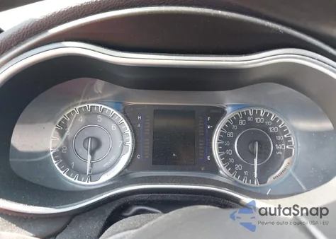 2015 Chrysler 200 Limited z USA, uszkodzony, nr VIN 1C3CCCAB0FN581828